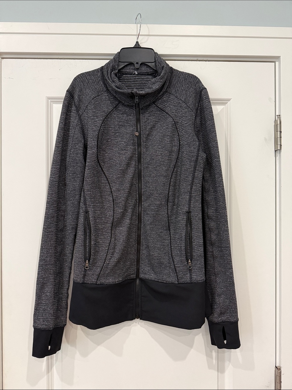 Lululemon Heathered Gray Black Funnel Neck Full Zip Jacket Thumbholes